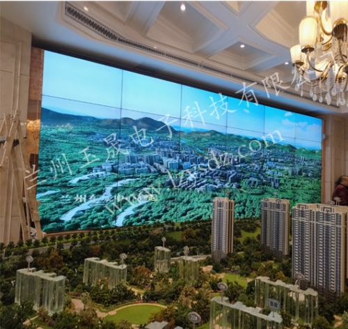 蘭州恒大售樓部46寸64拼接屏完工